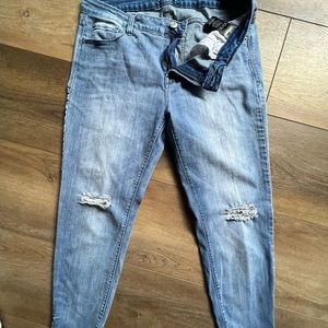 Super bundle! 6 pants 1 workout jacket. Worn 1x